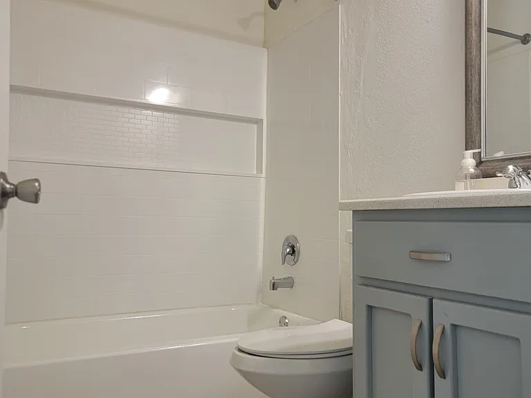 2625 Cincinnati Ave — Photo 7