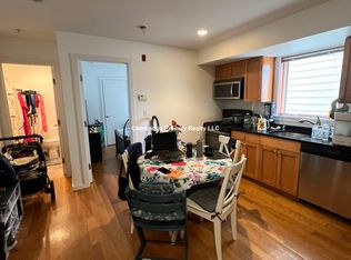 2 Beech St UNIT 302, Cambridge, MA 02140