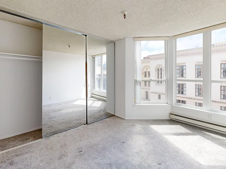 1690 Broadway Street — Photo 15