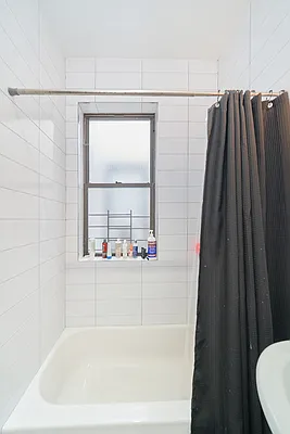 Rented by Living New York | media 25