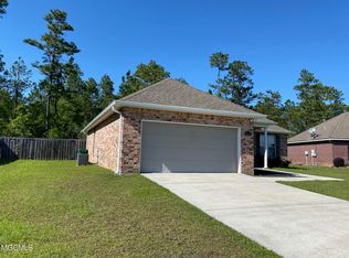 2217 Rhonda Ave, Ocean Springs, MS 39564