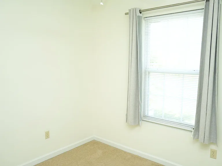 111 Darien Ter — Photo 20