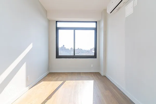 Rented by MySpaceNYC | media 47