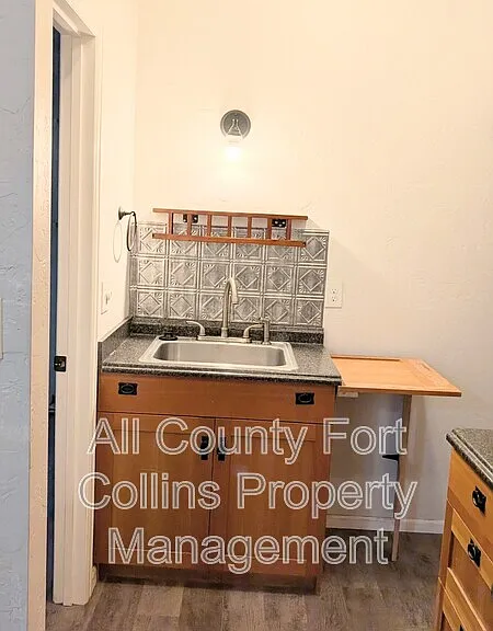 348 N Jefferson Ave #102 — Photo 7