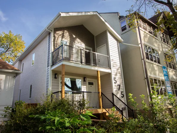 575 Warsaw Ave #B, Winnipeg, MB R3L 0R5
