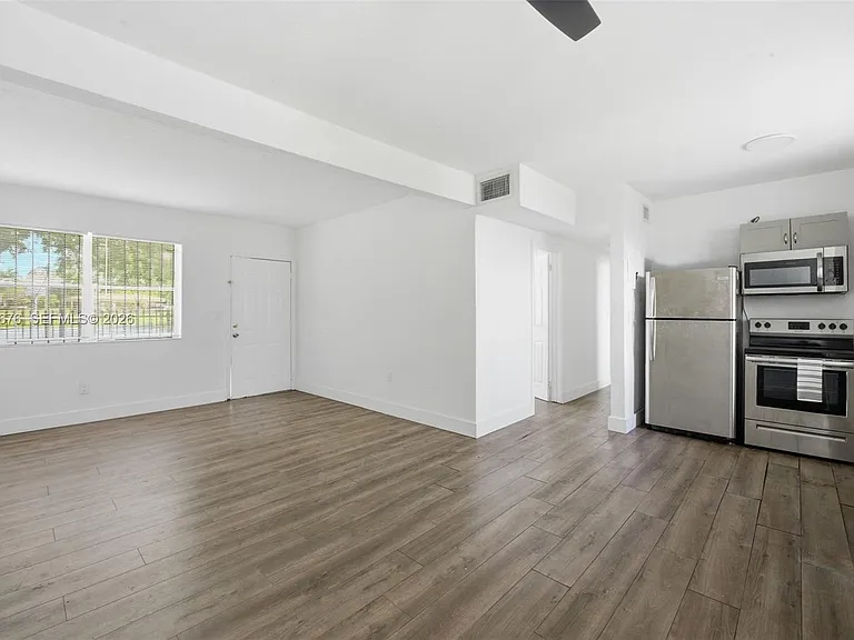 125 NW 73rd St #125 — Photo 5
