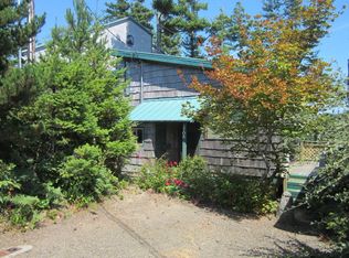 1705 Vista View Dr W, Tillamook, OR 97141