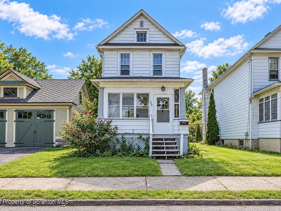 1st image of 105 Spring St
