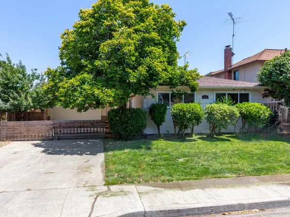 3526 Oxford Dr, Santa Clara, CA 95051