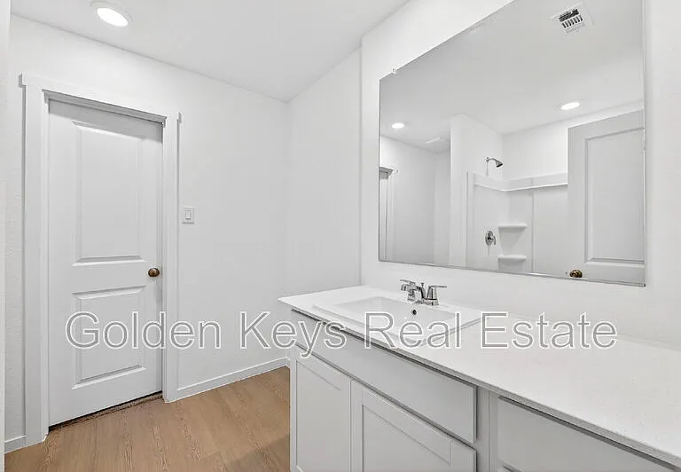 10212 Regal Bend Ln — Photo 34