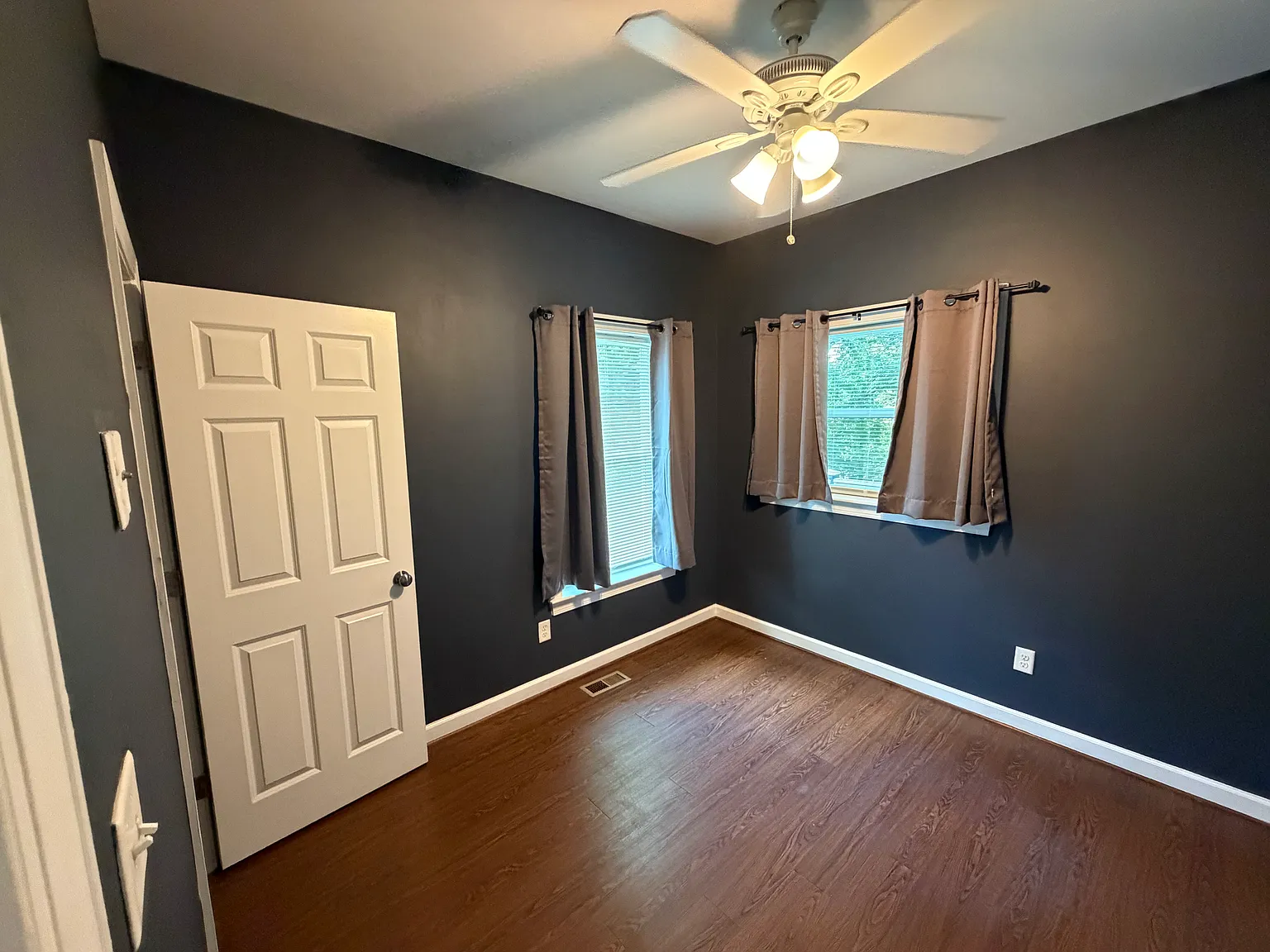Studio, 800 sqft, $775 — Photo 4