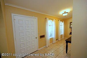 3rd image of 3521 Edgewood Dr