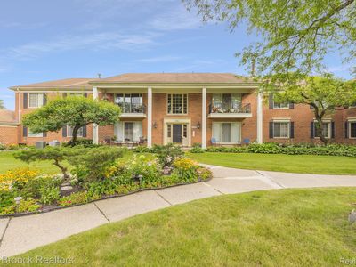 29624 Middlebelt Rd Unit 113, Farmington Hills, MI, 48334
