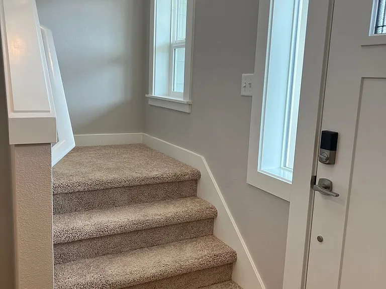 151 N Market St — Photo 11