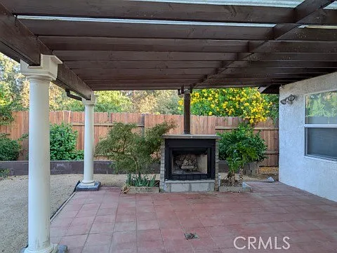 217 Tamarisk St — Photo 10