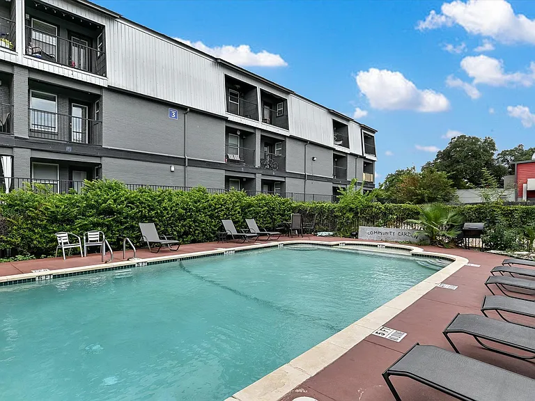 2020 S Congress Ave #1215 — Photo 13