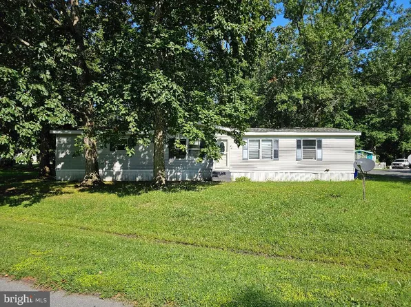 135 Highland Ct #135, Felton, DE 19943