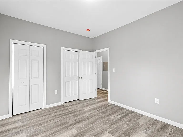 712 Eastern Ave #3 — Photo 8