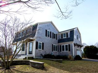 41 Thomas Ln, Falmouth, MA 02540