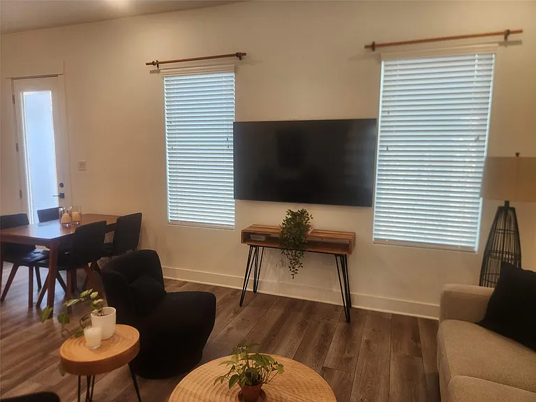 5831 Highland Sky Ln — Photo 22