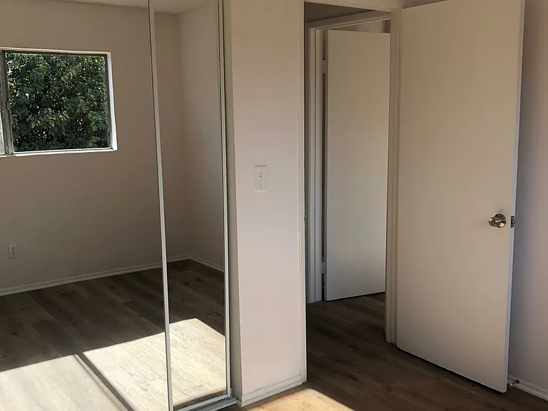 840 W Colden Ave — Photo 11