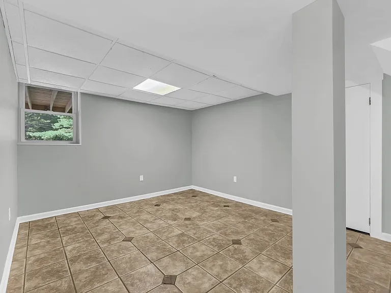 613 Channell Dr — Photo 22