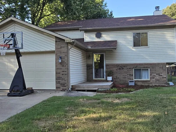222 Tjaden St, Kechi, KS 67067