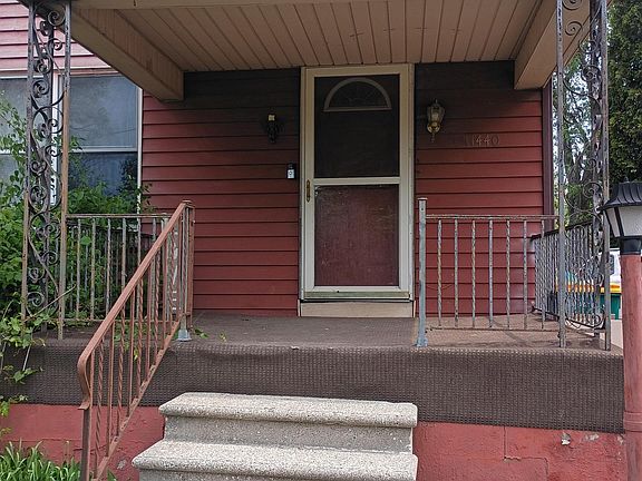 2nd image of 11440 Industrial St