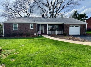 675 Rolling Green Dr, Bethel Park, PA 15102