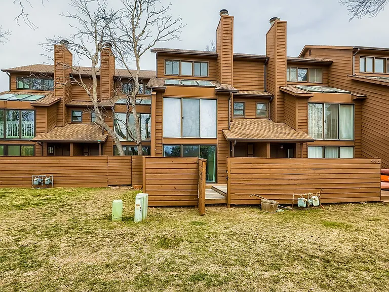 3117 Bell Dr — Photo 26