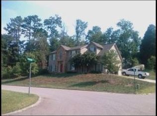 8405 Parkbrook Ln, Knoxville, TN 37919