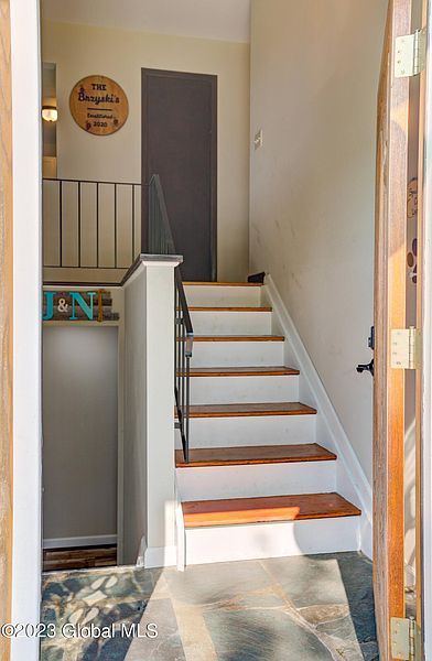 4th image of 47 Mannix Road