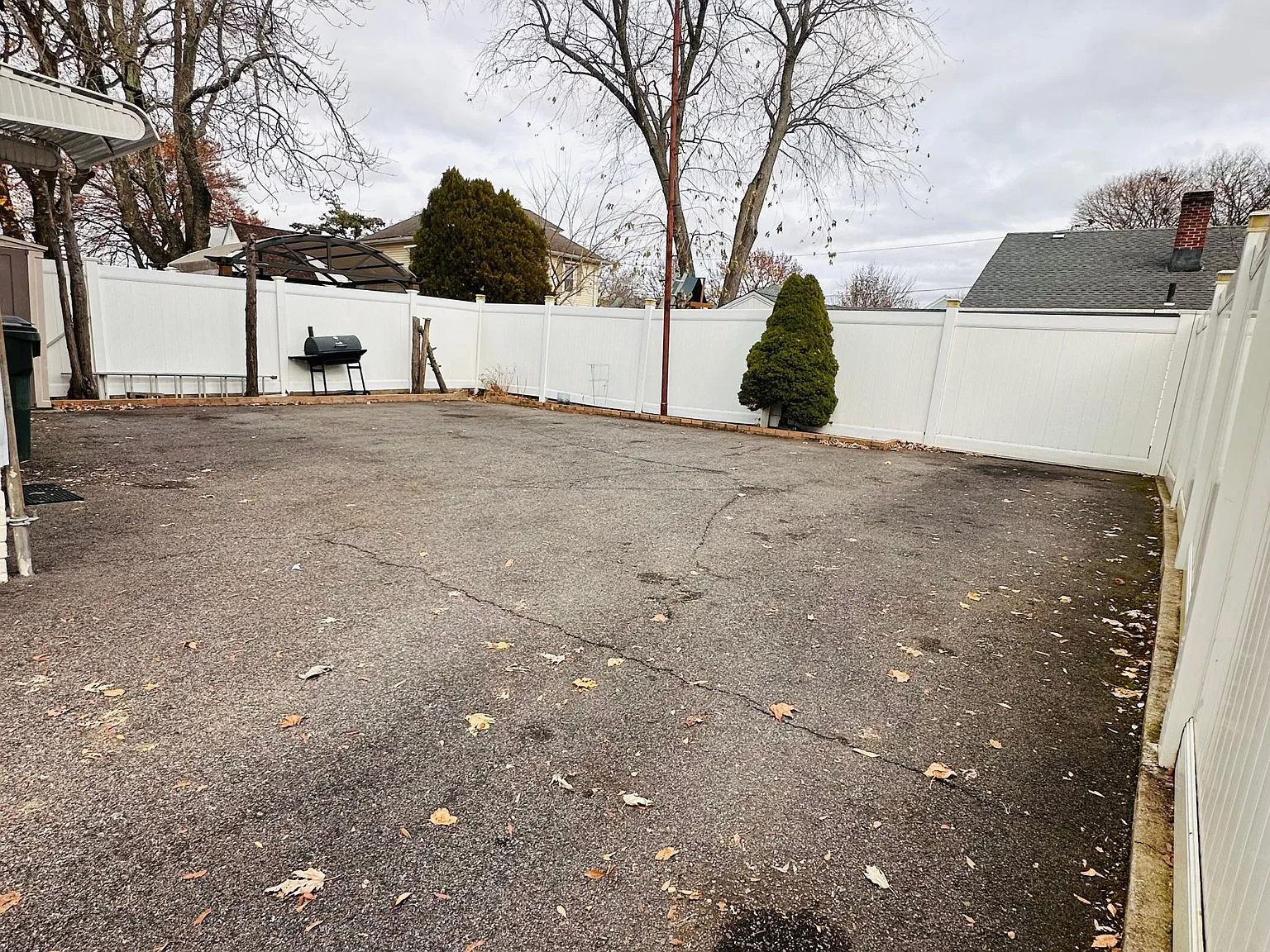 21 Winthrop Ave — Photo 2