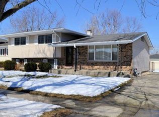 2930 193rd Pl, Lansing, IL 60438