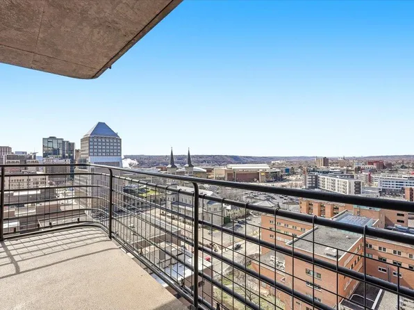 26 10th St W Unit 1809, Saint Paul, MN 55102