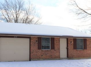 8132 Mount Charles Dr, Dayton, OH 45424