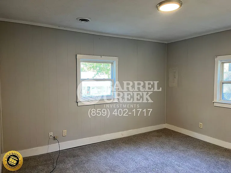 532 Hanson St — Photo 5