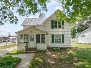 109 N Church St, Conrad, IA 50621