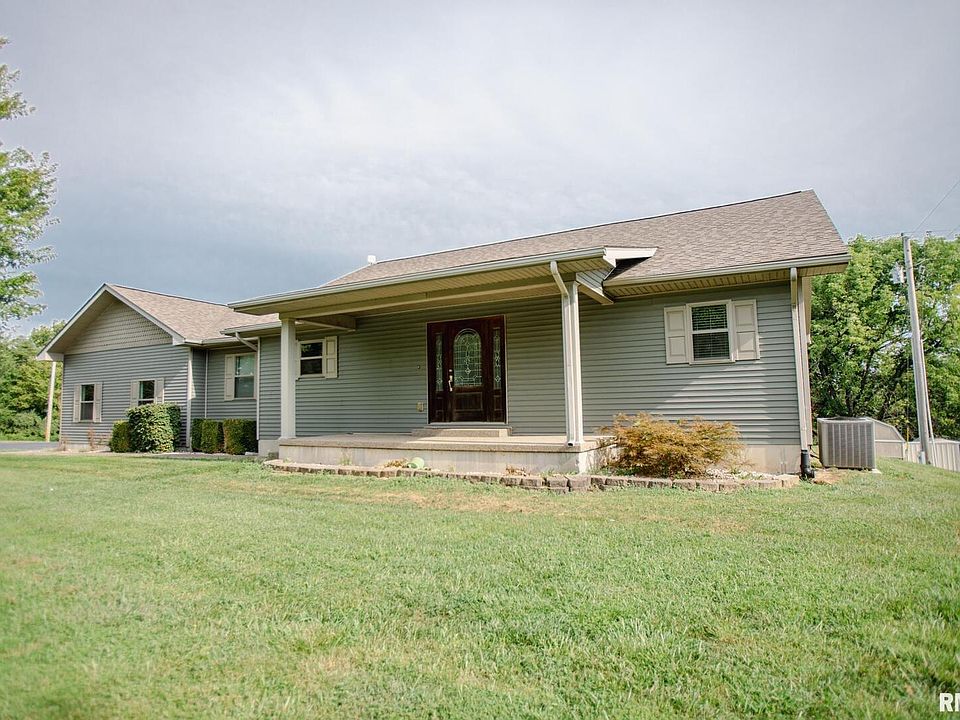 1st image of 676 Skyline Dr