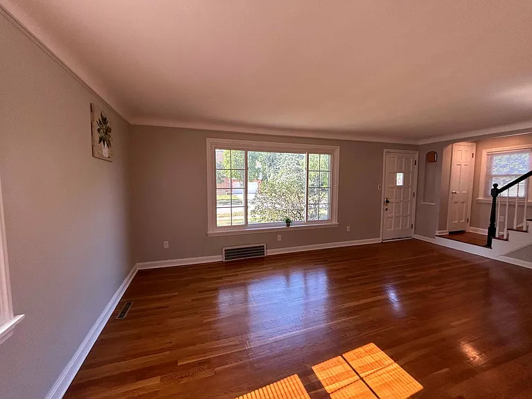 4854 Edsal Dr — Photo 49