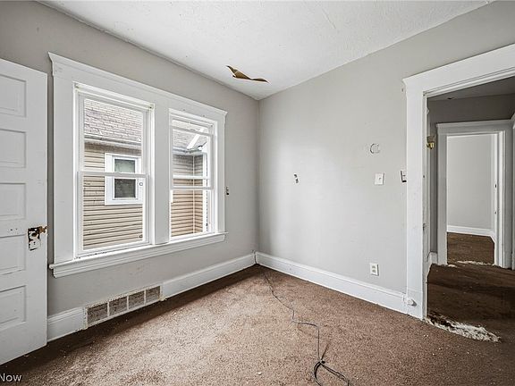 30th image of 10022 Adams Ave