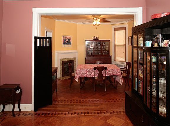 4th image of 125 Primrose Ave