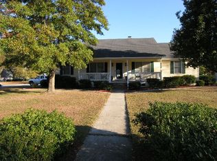 528 Magna Carta Rd, Florence, SC 29501