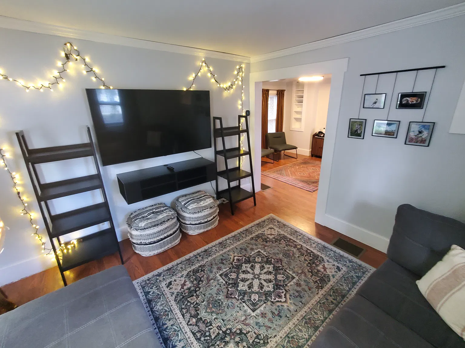 2 bed, 1.5 bath, 1137 sqft, $2,200 — Photo 2