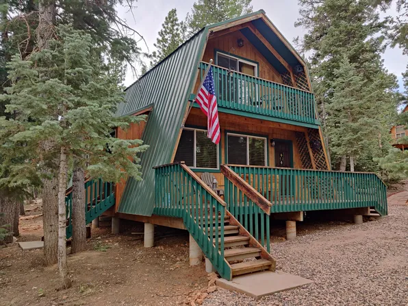 3370 N Arapaho Dr, Duck Creek Village, UT 84762