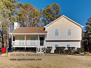 87 Grapevine Dr, Douglasville, GA 30134