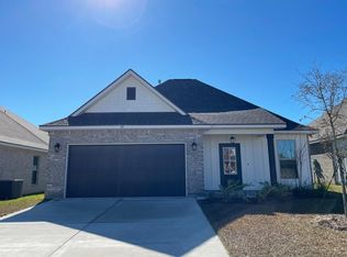 49 Cherry Blossom Ln, Freeport, FL 32439