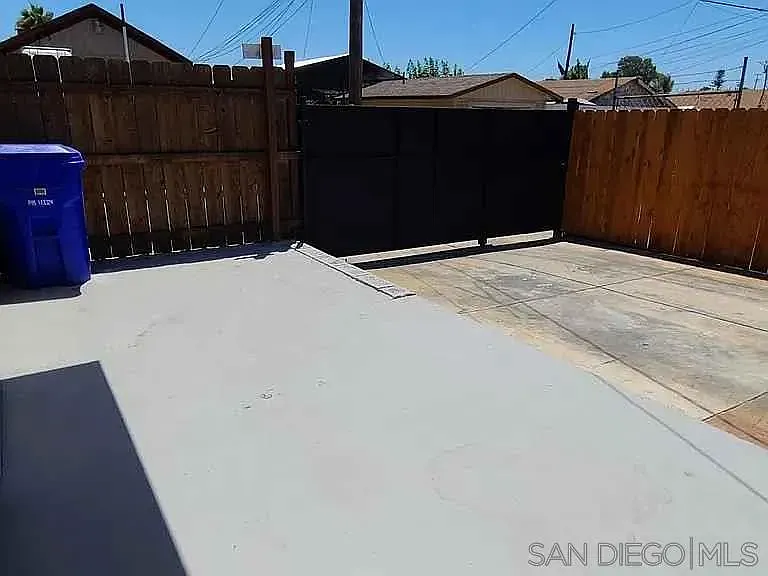 3133 Clay Ave #B — Photo 4