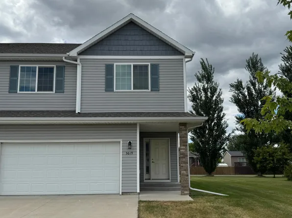 3619 15th St S, Moorhead, MN 56560
