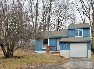 4186 Burningtree Rd, Liverpool, NY 13090